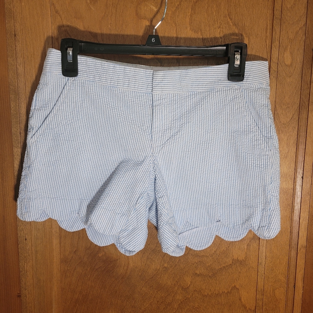 LILLY PULITZER SEERSUCKER BLUE WHITE STRIPED BUTTERCUP WOMEN'S SHORTS, 2